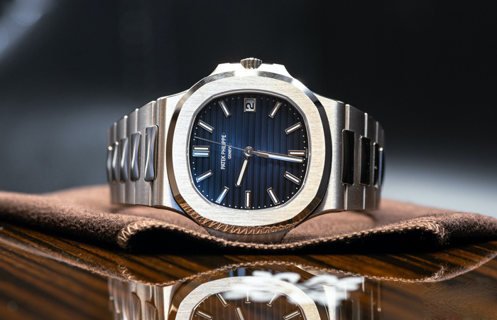 Watchcollecting兩倍零售價拍出首枚百達翡麗（圖）